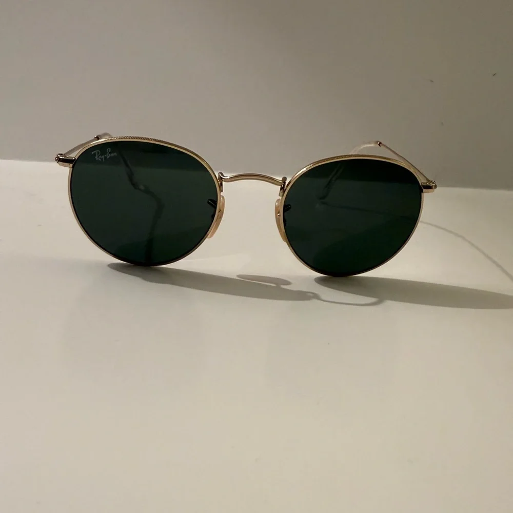 Ray-Ban Gold and Green Roundmetal Sunglasses Unisex